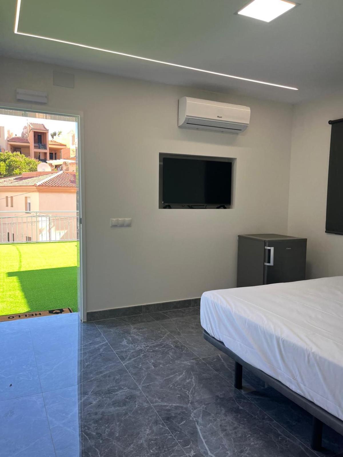 Villa Amir Fuengirola Exteriör bild